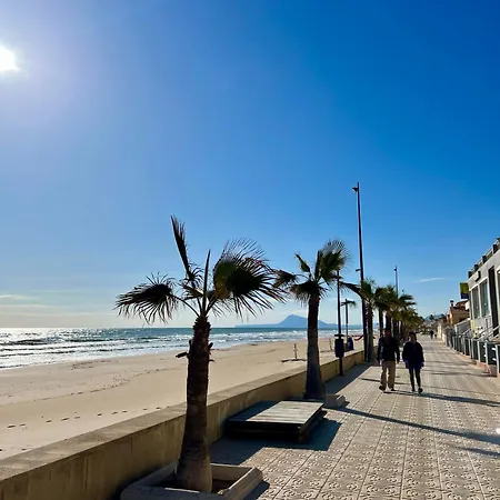 Playa De - 3 Min Walk To The Beach, Family-friendly, Near Gandia Apartment *