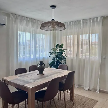 Playa De - 3 Min Walk To The Beach, Family-friendly, Near Gandia Apartment